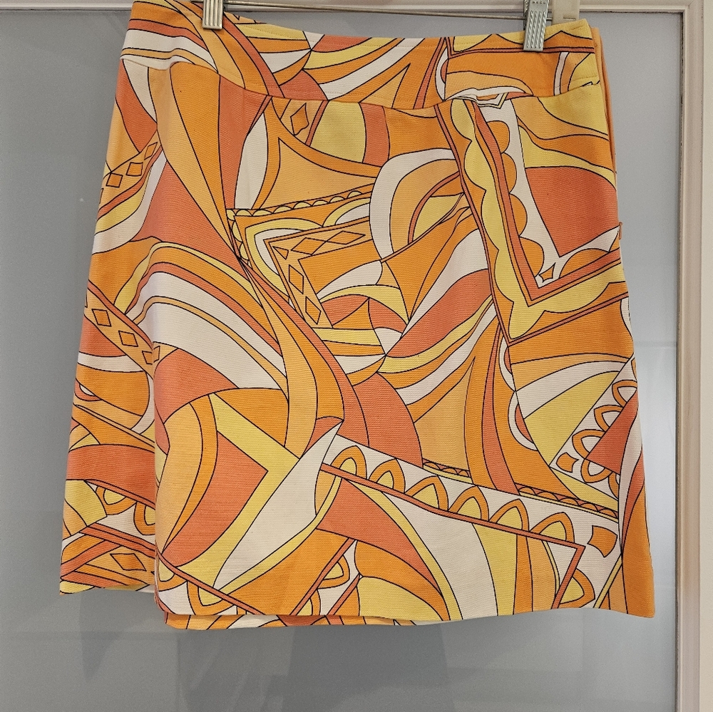 Retro, Mod print mini skirt. PETITE size
